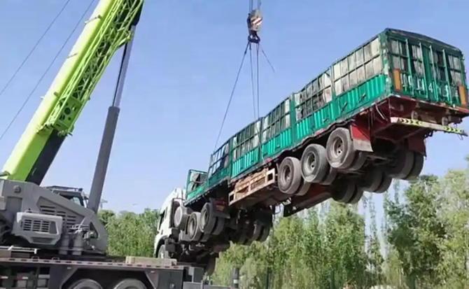 弥勒道路脱困救援案例